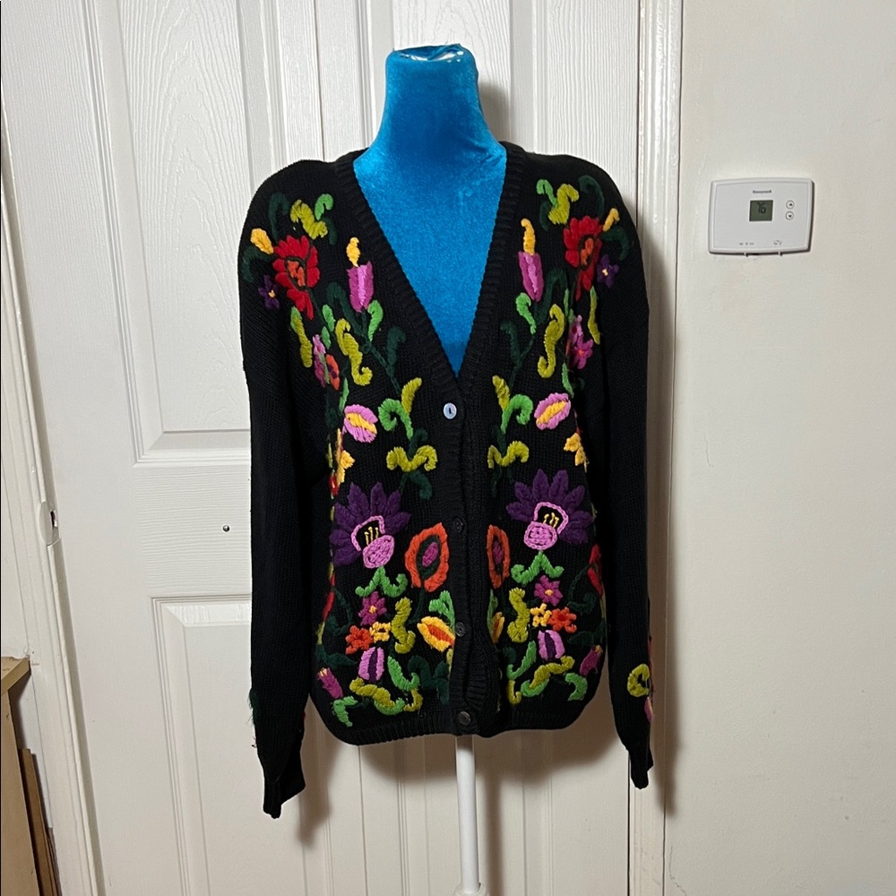 Vintage Kitty Hawk by Vivian Lang Floral Embroidered Cardigan Sweater Medium